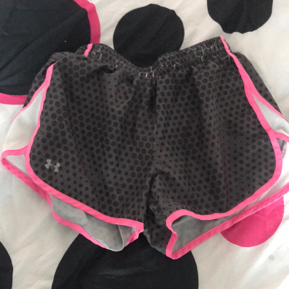 UNDERARMOUR SHORTS